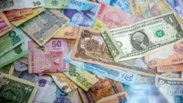Euro, dollars, pounds – What do you know about these currencies?