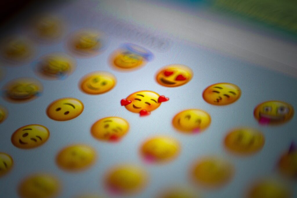 What's Your Emoji IQ? Take This Emoticon Challenge!